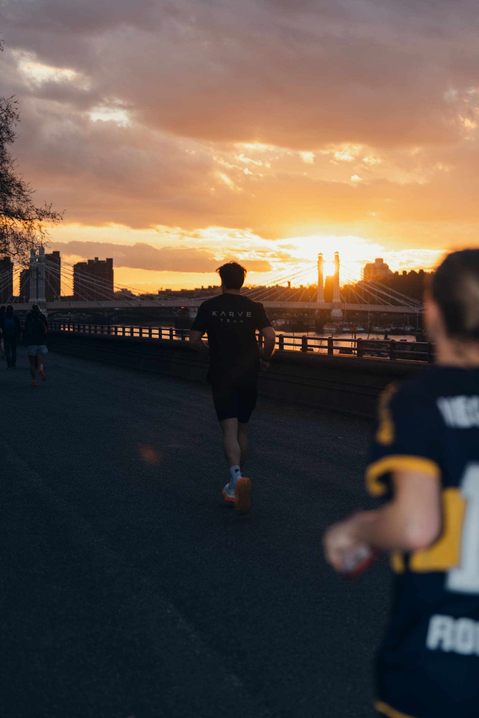 Run & Become × KARVE Run & Become × KARVE