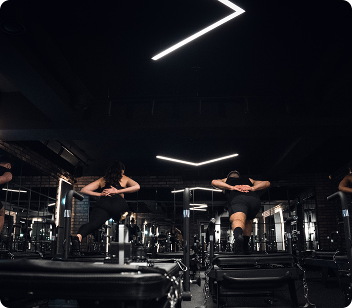 Timeline to open a KARVE Reformer Pilates franchise in Paris